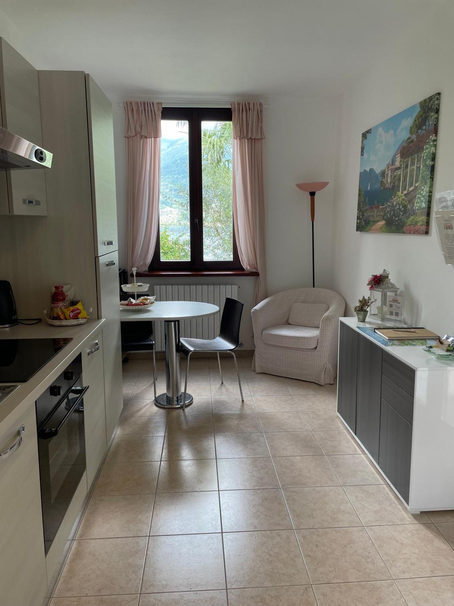 Peonia Apartment - Appartamento Vista Lago 勒泽诺 外观 照片